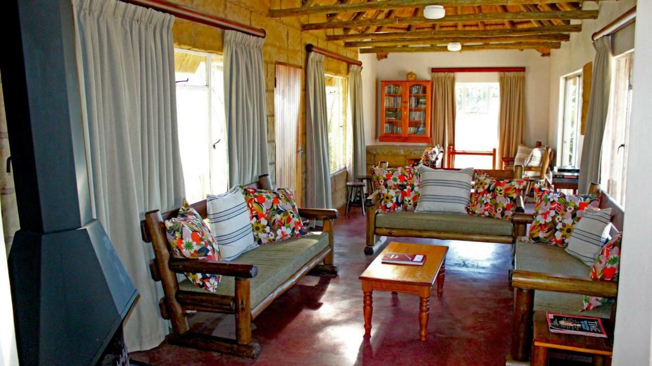 Sungubala Eco Camp Villa Bergville Bagian luar foto