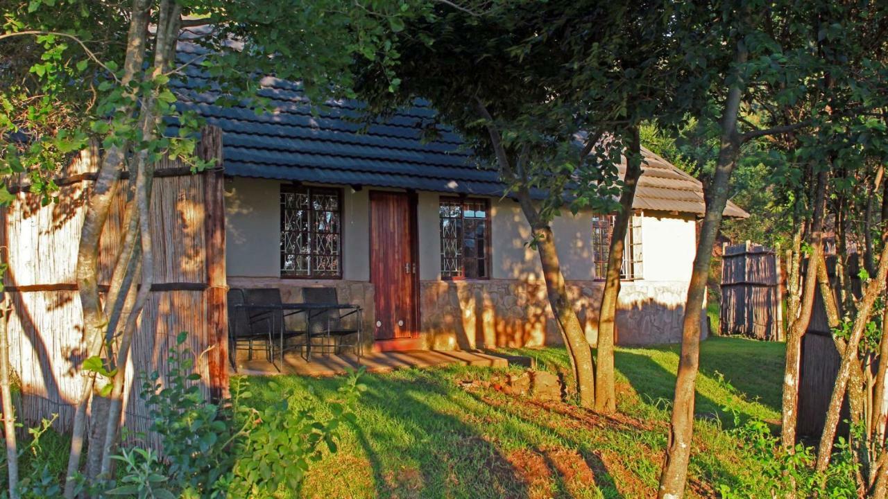 Sungubala Eco Camp Villa Bergville Bagian luar foto