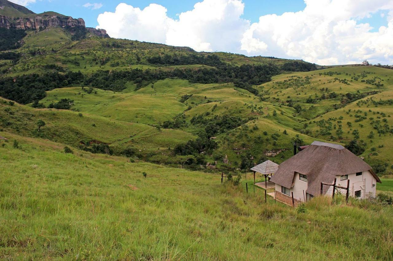 Sungubala Eco Camp Villa Bergville Bagian luar foto